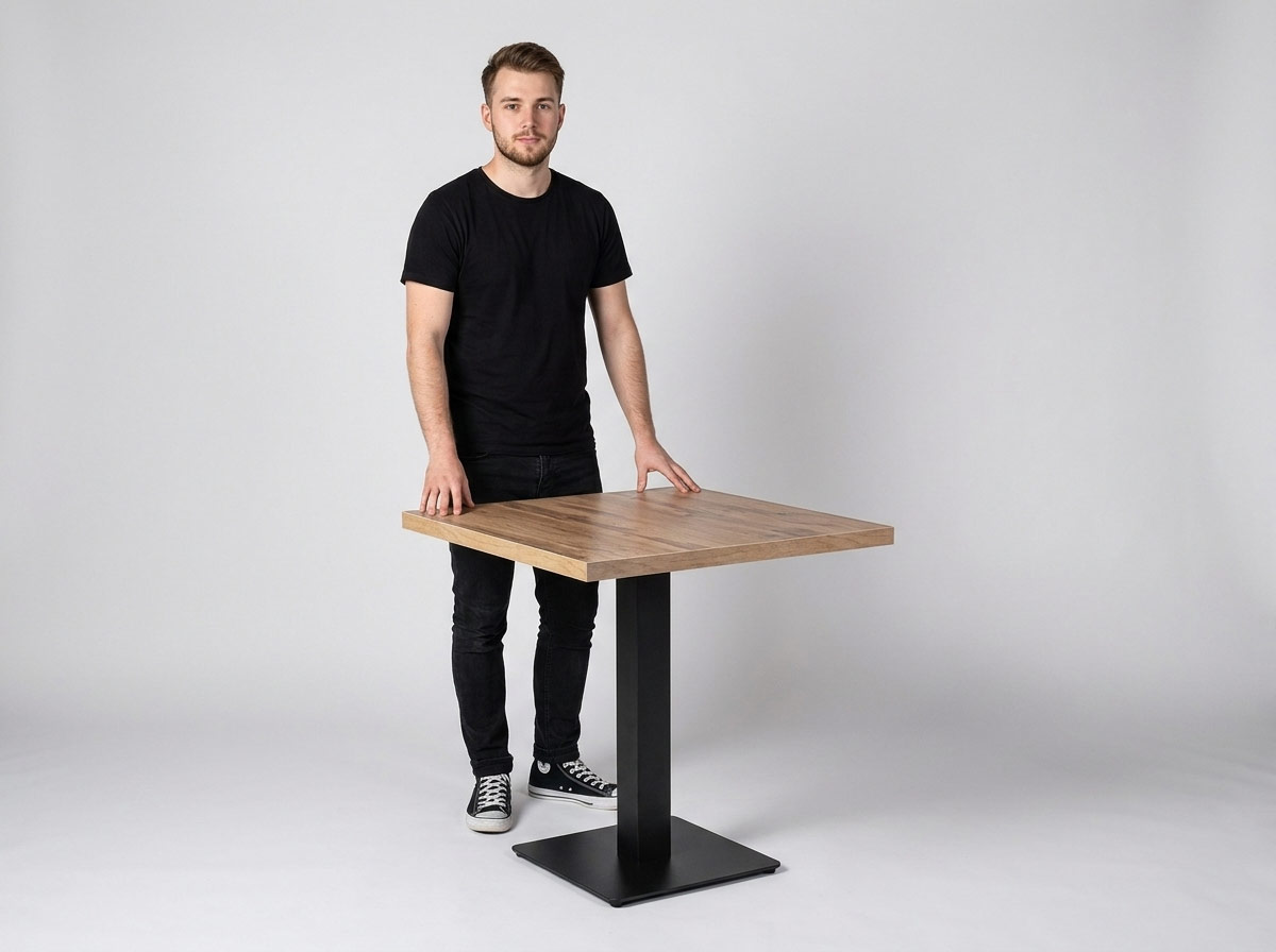Tables aspect bois clair