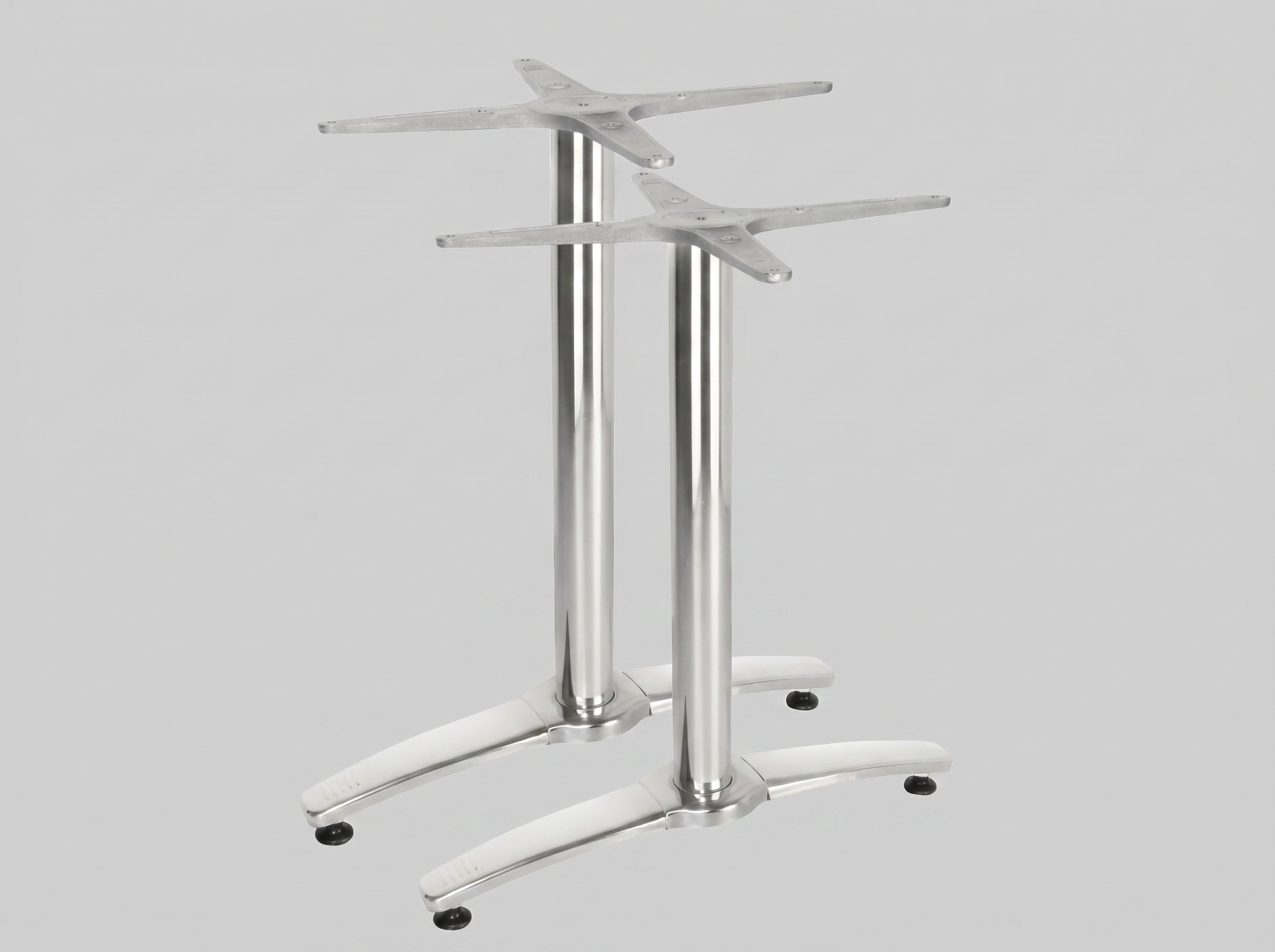Schwarzer Premium-Alu-Doppelsockel Als Flip-Top Tischsockel – Für Restaurant Und Essbereich